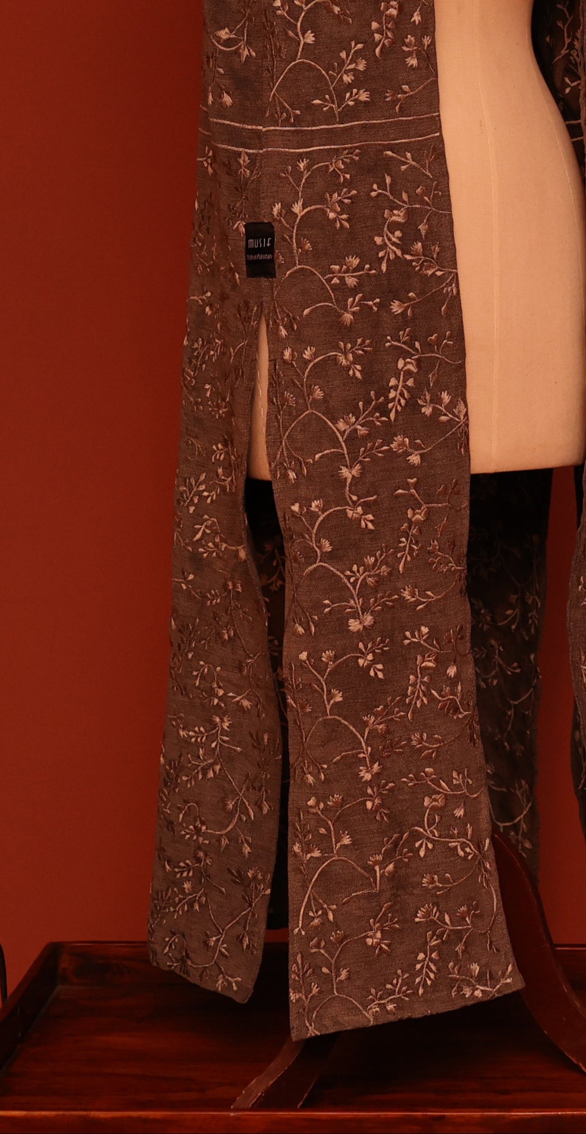 OUTERWEAR-EMBROIDERED CLASSICS