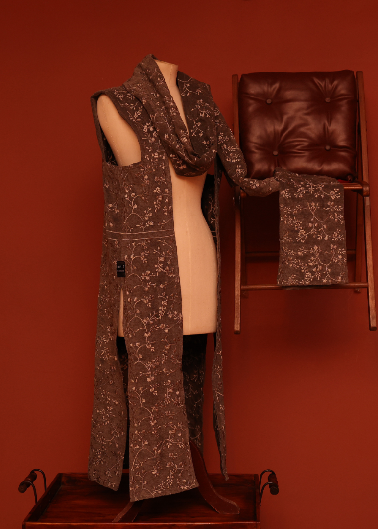 OUTERWEAR-EMBROIDERED CLASSICS